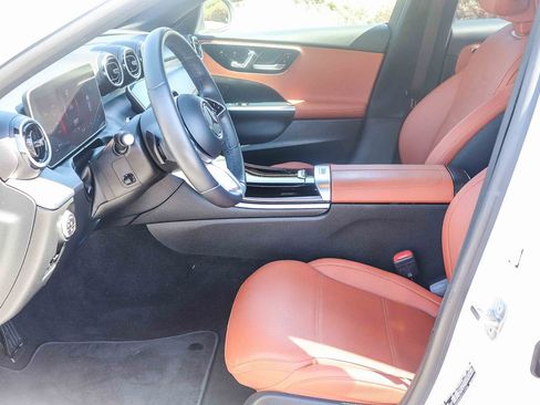 Used 2025 Mercedes-Benz C 300 Sedan image 22