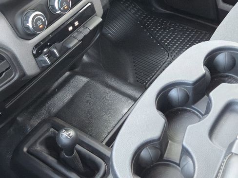 Used 2024 RAM 3500 Tradesman w/ Chrome Appearance Group image 21