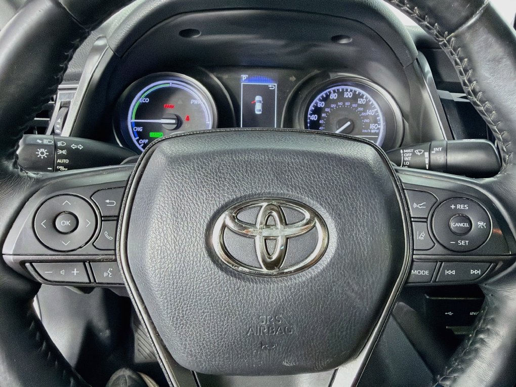 Used 2021 Toyota Camry SE FWD image 16