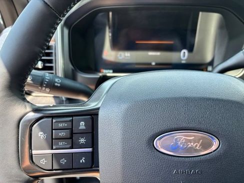 New 2026 Ford F350 Platinum w/ Tremor Off-Road Package AWD/4WD image 28