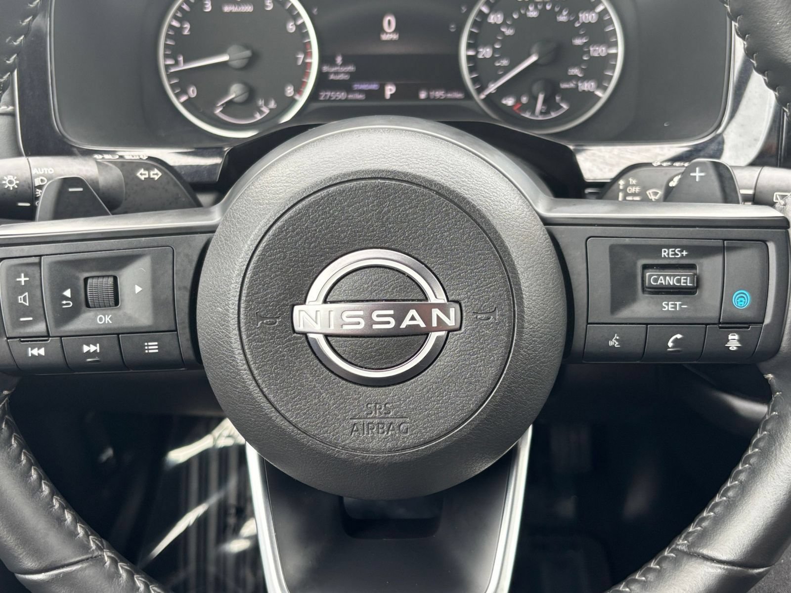 Used 2025 Nissan Pathfinder SV FWD image 27