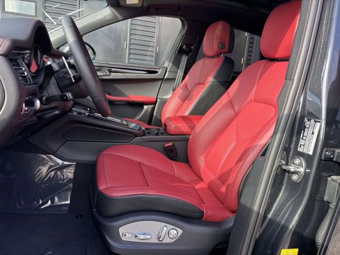 New 2026 Porsche Macan S image 17