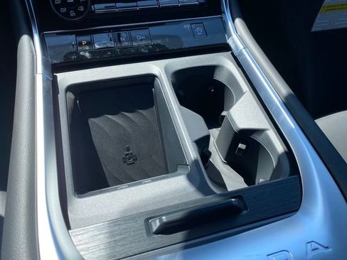 New 2026 Nissan Armada SL w/ Captain's Chari Seat Package image 16