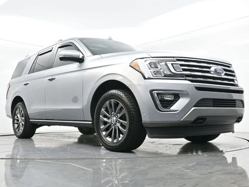 Used 2021 Ford Expedition Limited image 46