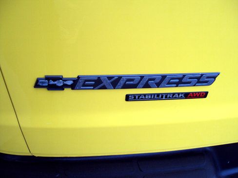 Used 2014 Chevrolet Express 1500 AWD image 36