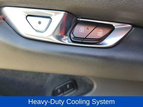 Used 2022 Chevrolet Corvette Stingray Coupe w/ Z51 Performance Package image 17