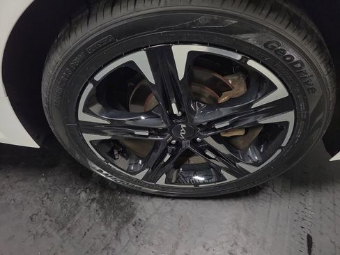 Used 2022 Kia K5 GT-Line w/ GT-Line Awd Premium Package image 10