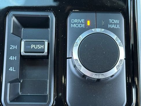 Certified 2022 Toyota Tundra Platinum AWD/4WD image 23