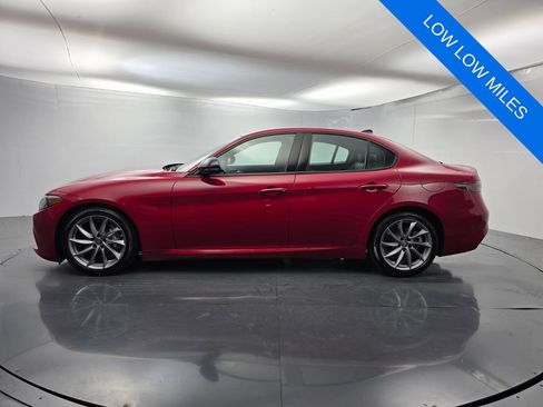 Used 2026 Alfa Romeo Giulia w/ Driving Assist Package RWD image 7