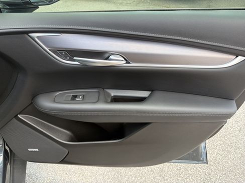 Used 2021 Cadillac XT5 Luxury FWD image 15