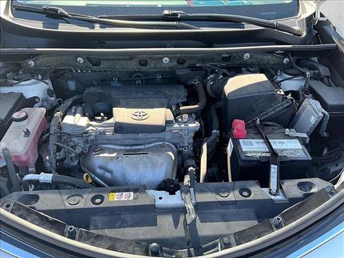 Used 2018 Toyota RAV4 Limited image 11