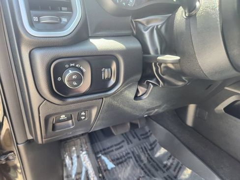 Used 2025 RAM 1500 Big Horn AWD/4WD image 13