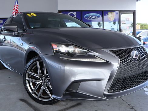 Used 2014 Lexus IS 250 image 2