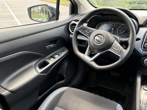 Used 2023 Nissan Versa SV FWD image 30