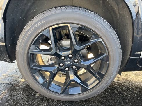 Used 2024 Chevrolet Traverse RS w/ LPO, Floor Liner Package image 38