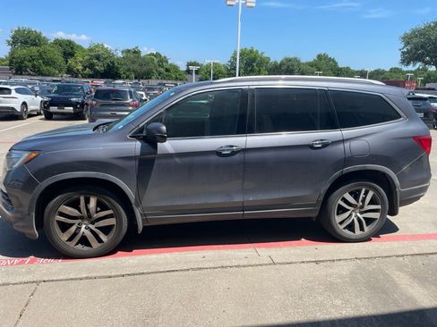 Used 2016 Honda Pilot Touring image 3