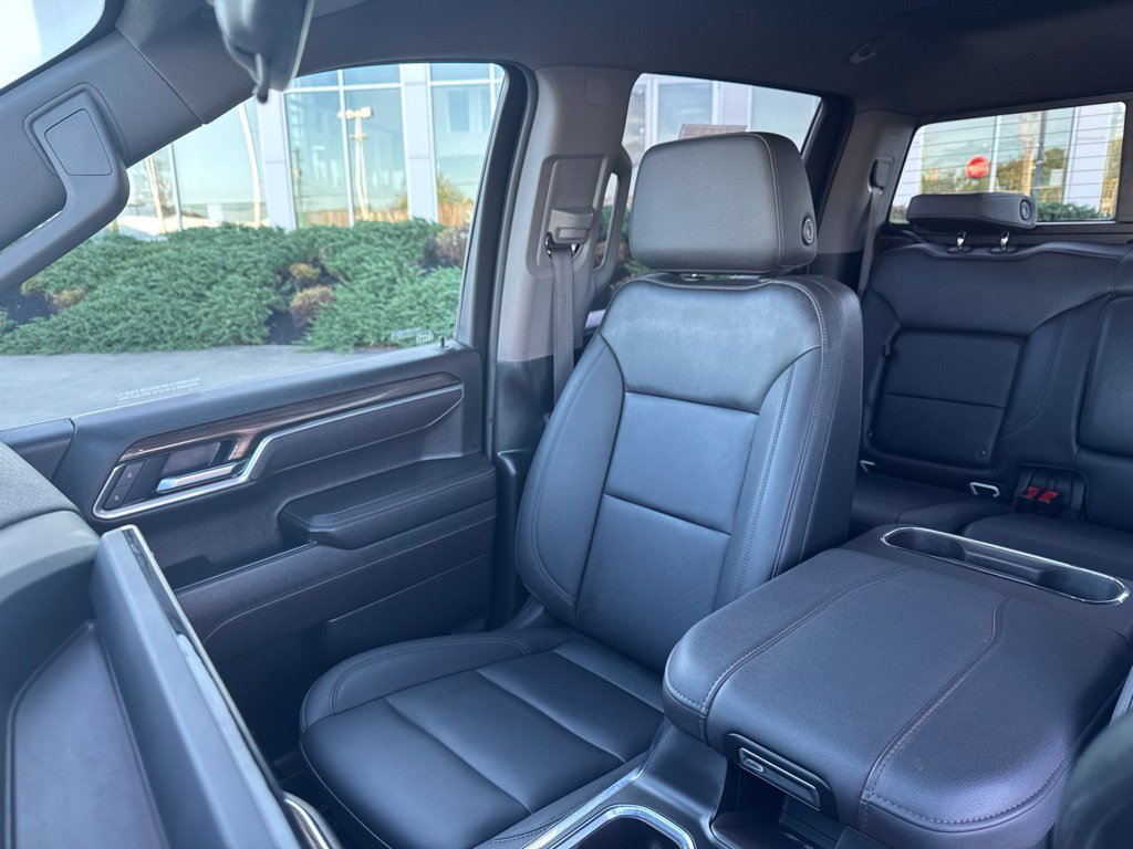 Used 2025 Chevrolet Silverado 1500 RST w/ Convenience Package II AWD/4WD image 35