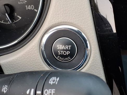 Used 2022 Nissan Rogue Sport SL image 13