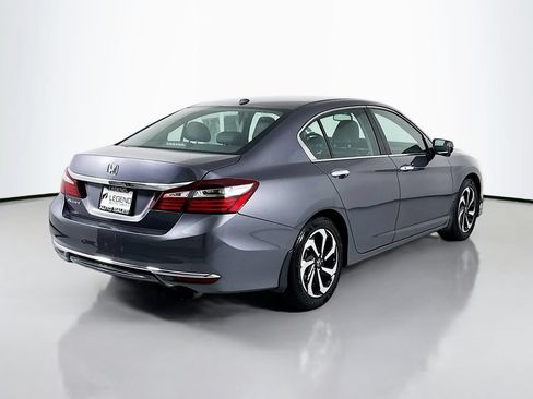 Used 2017 Honda Accord EX-L image 4