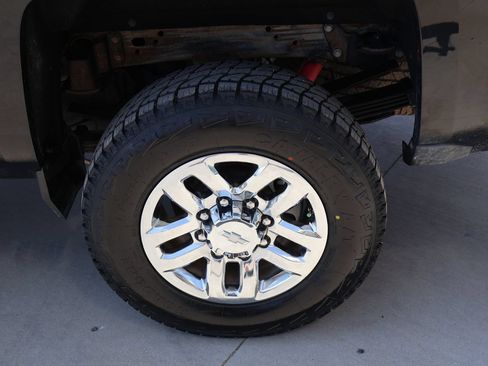 Used 2019 Chevrolet Silverado 3500 LTZ w/ Duramax Plus Package AWD/4WD image 12