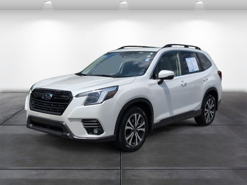 Used 2024 Subaru Forester Limited w/ Convenience Package AWD/4WD image 4