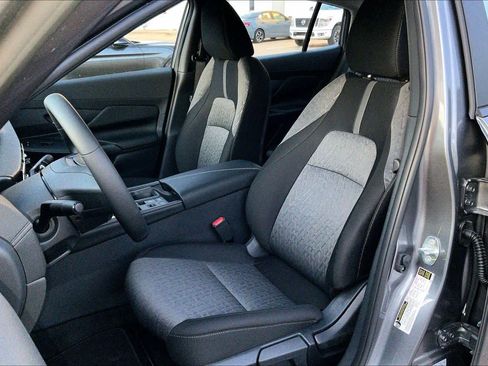 New 2026 Nissan Sentra SV image 9