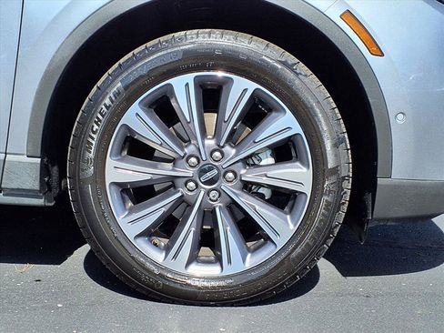 Certified 2022 Lincoln Corsair Reserve w/ Equipment Group 201A image 24