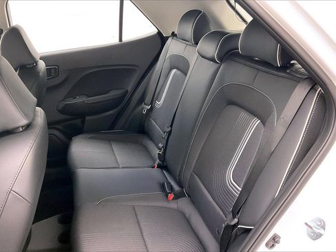 New 2025 Hyundai Venue Limited image 10