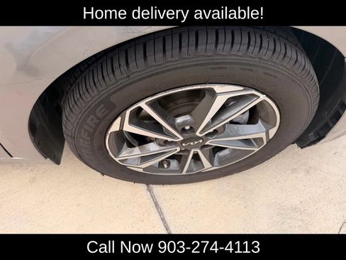 Used 2023 Kia Forte LXS FWD image 12