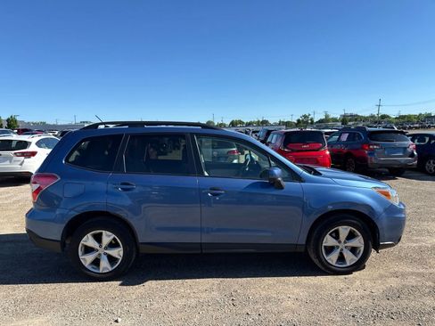 Used 2015 Subaru Forester 2.5i Premium w/ All-Weather Package AWD/4WD image 9