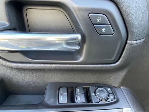 Certified 2020 Chevrolet Silverado 1500 RST image 17