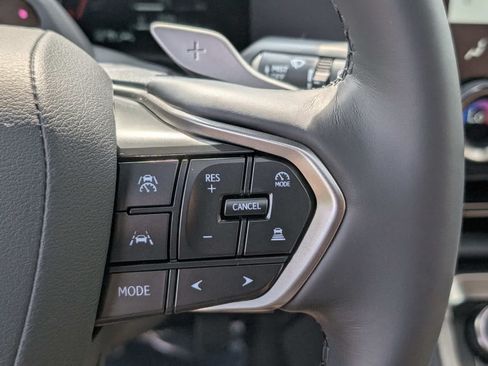 Used 2026 Lexus GX 550 w/ Accessory Package (2T) AWD/4WD image 27