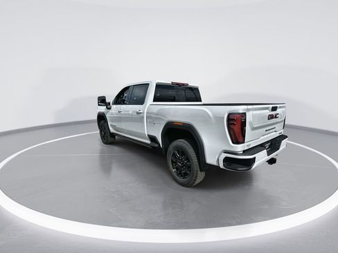 New 2026 GMC Sierra 2500 AT4 w/ AT4 Premium Plus Package image 6