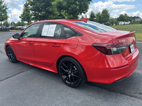 Used 2025 Honda Civic Sport image 7
