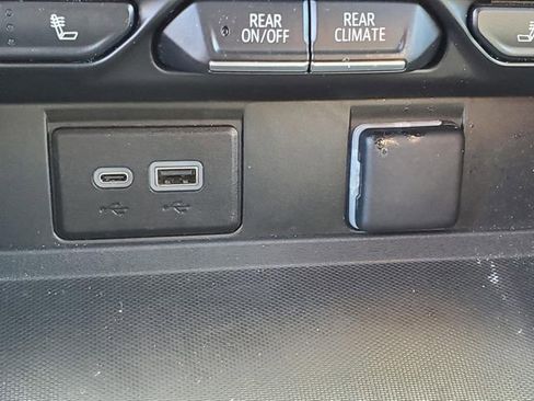 Used 2023 Chevrolet Tahoe LT image 25