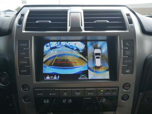 Used 2021 Lexus GX 460 Luxury w/ Sport Design Package image 28