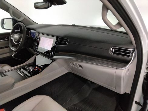 Used 2023 Jeep Wagoneer Series II w/ Premium Group I image 52