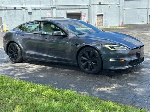 Used 2022 Tesla Model S AWD/4WD image 11