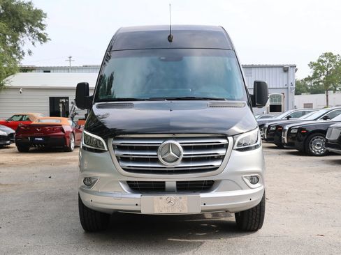 Used 2021 Mercedes-Benz Sprinter 3500 image 94