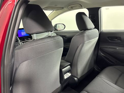 Certified 2025 Toyota Corolla LE image 25