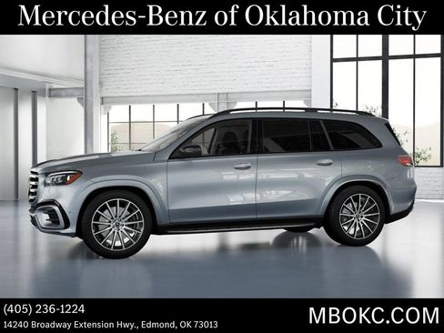Used 2026 Mercedes-Benz GLS 450 4MATIC image 37
