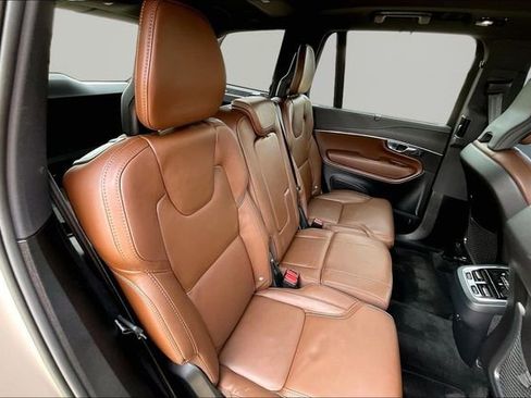 Used 2023 Volvo XC90 B6 Ultimate AWD/4WD image 29