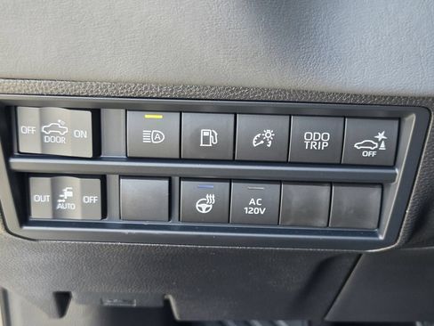 Used 2026 Toyota Tundra Capstone AWD/4WD image 24