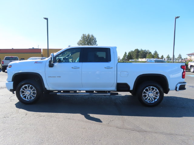 Certified 2025 Chevrolet Silverado 2500 LTZ w/ Z71 Chrome Sport Edition AWD/4WD image 4
