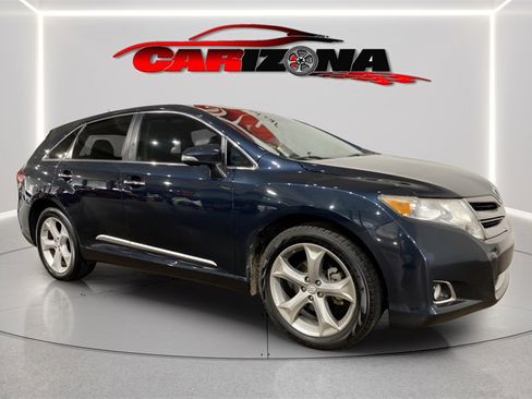 Used 2015 Toyota Venza XLE image 2
