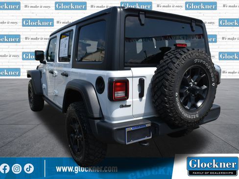 Used 2022 Jeep Wrangler Unlimited Sport AWD/4WD image 8
