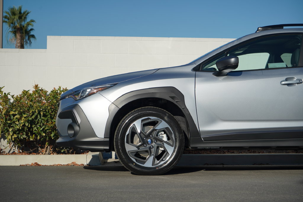 New 2026 Subaru Crosstrek 2.5i Limited AWD/4WD image 2
