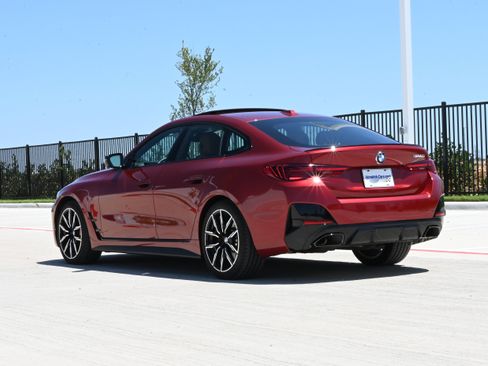 Used 2026 BMW M440i RWD image 7