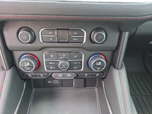 Used 2023 Chevrolet Tahoe RST RWD image 27