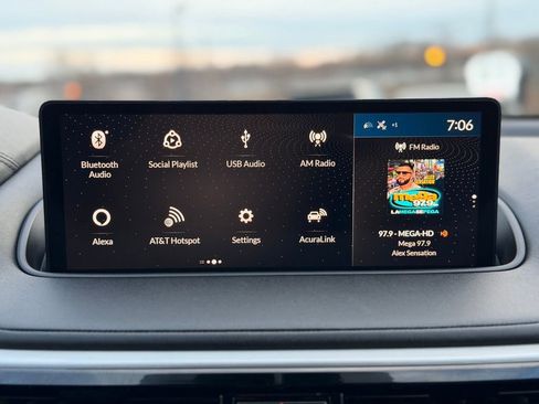 Used 2024 Acura MDX SH-AWD w/ Technology Package image 39